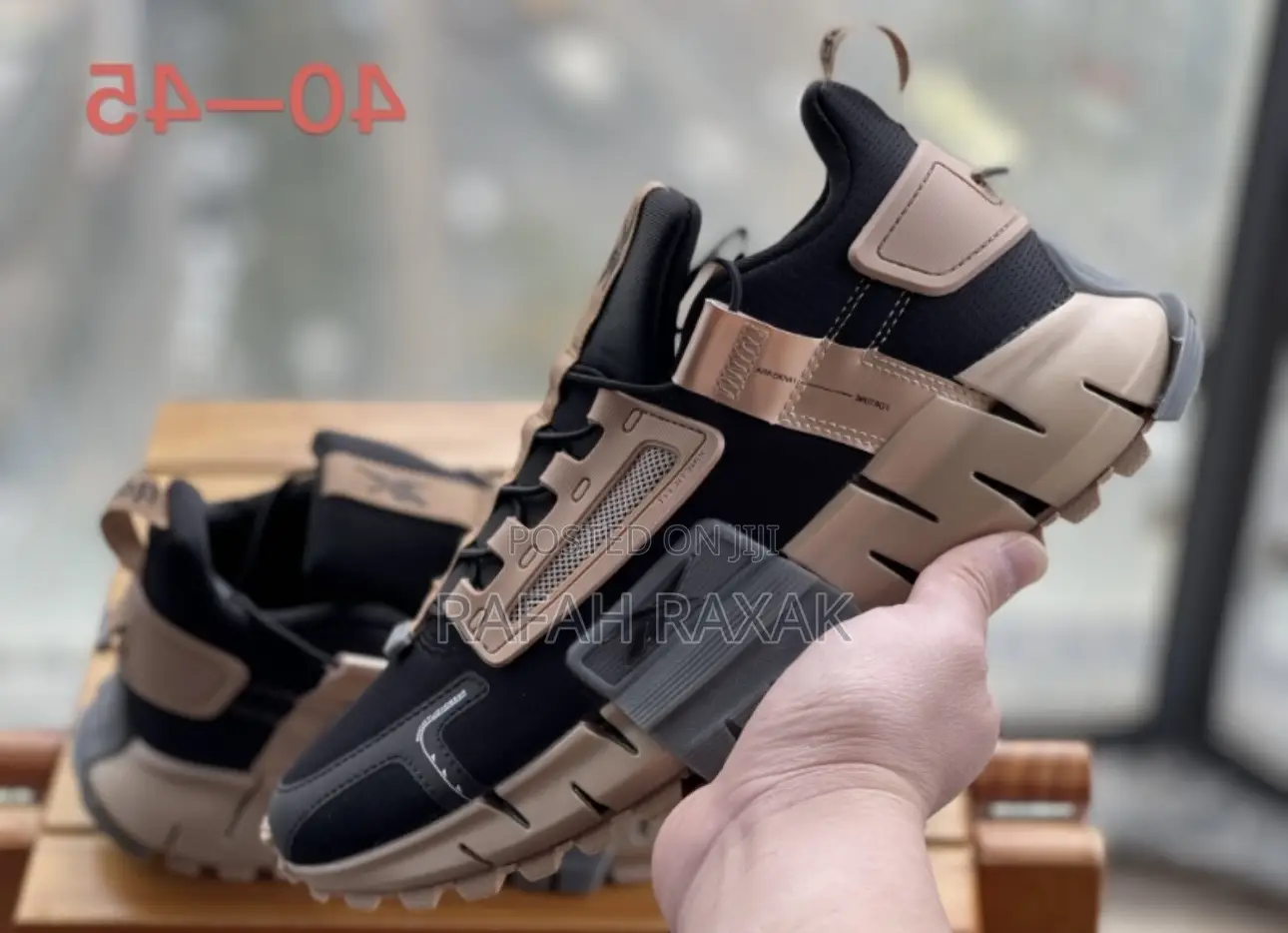Original Black/Gold Reebok Zig Kinetica Edge Sneakers
