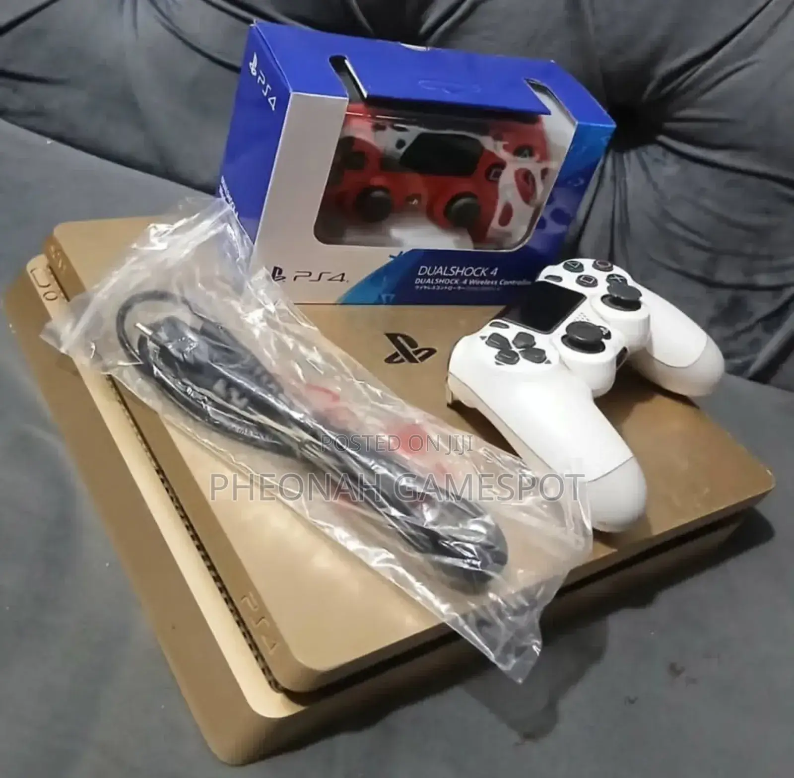 Full Ps4 Slim Bundle! Super Clean, 12 Games, 2 Controllers, Warranty.