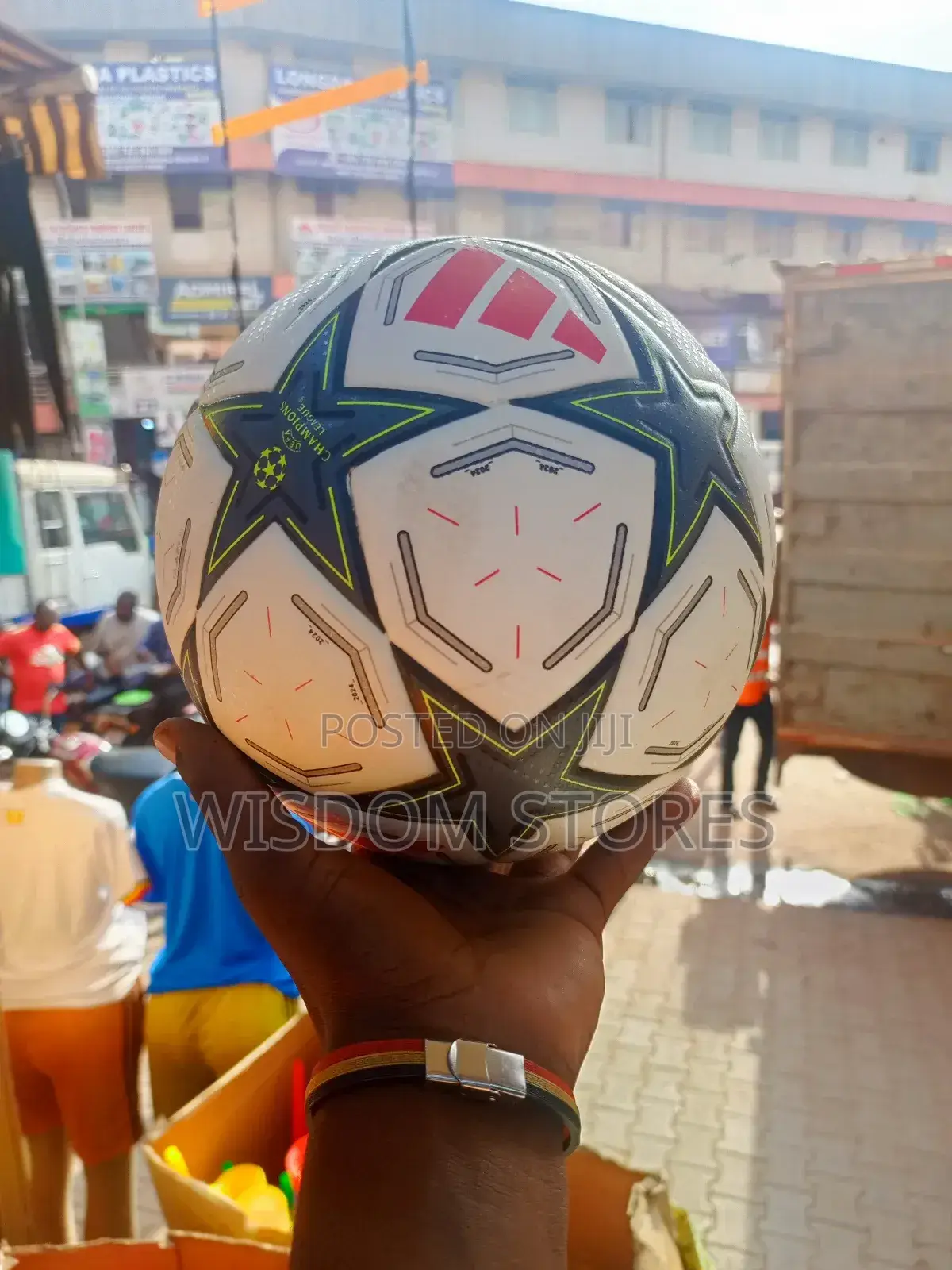 Adidas Ucl Pro 24/25 League Phase Ball.