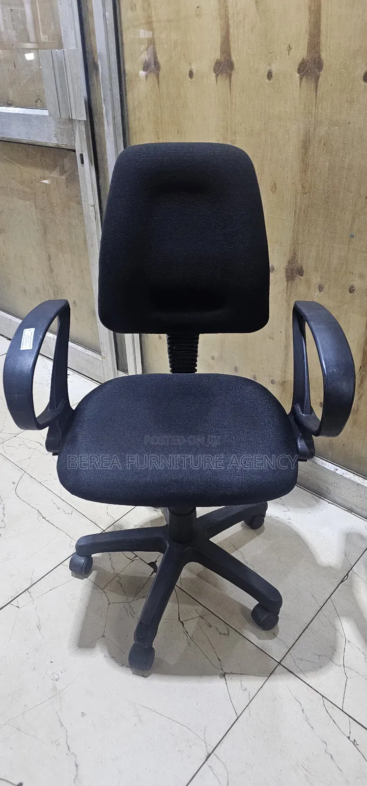 Durable Sniveling Secretarial Chair