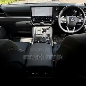 Lexus GS 2024 Gold