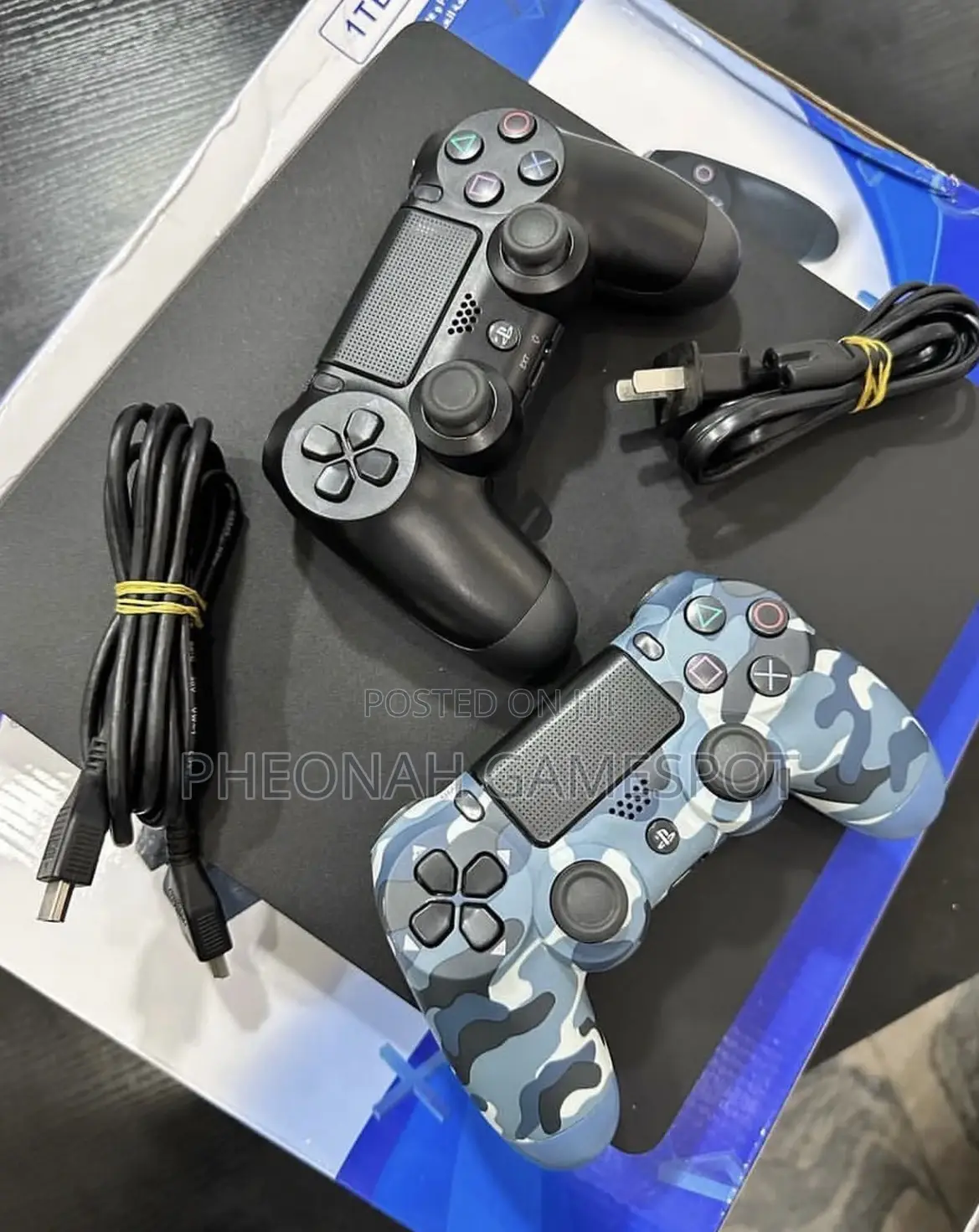 Ps4 Console, 2 Pads, 16 Thrilling Titles Installed for Long Play.