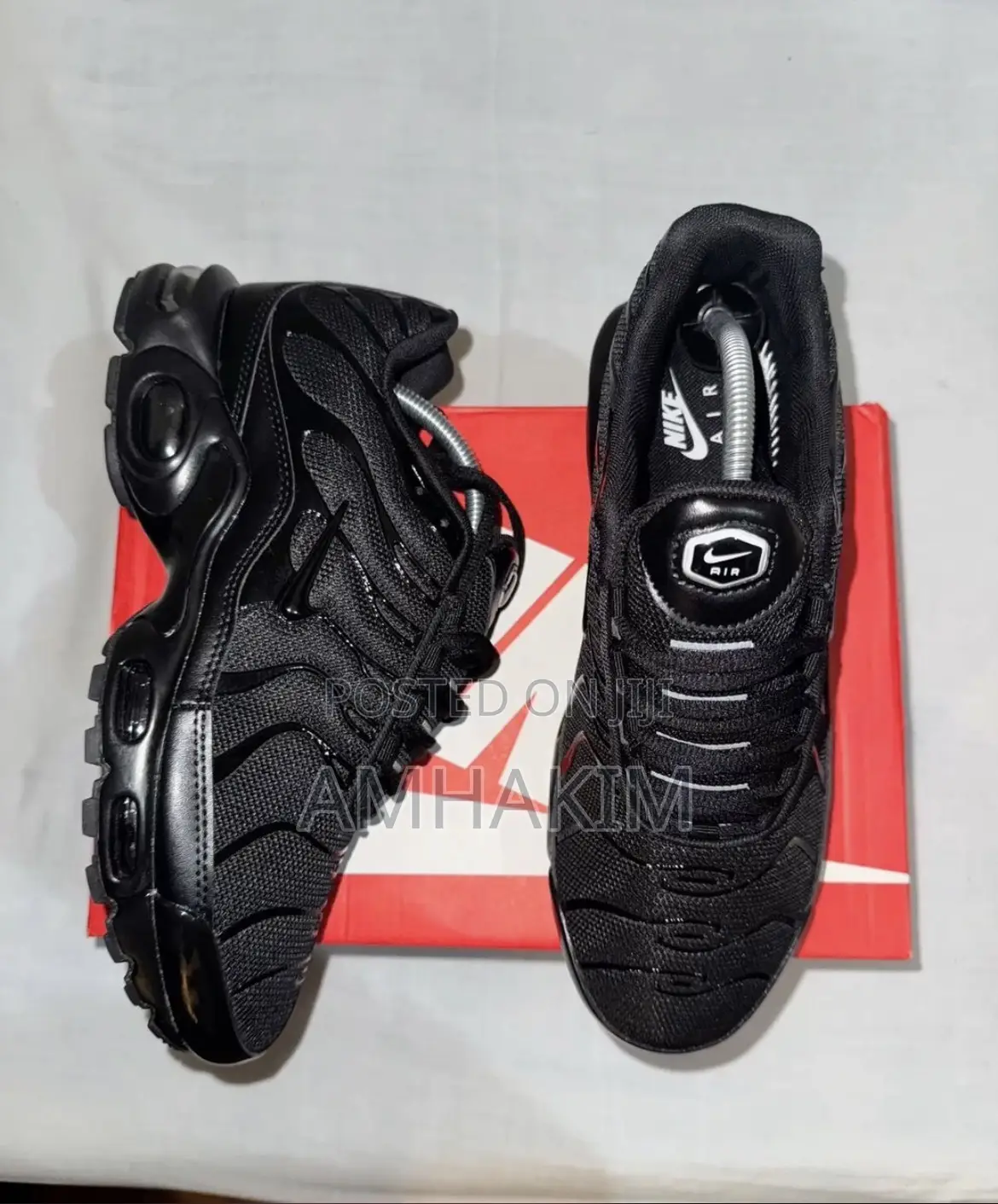 New Nike Air Max Plus Tripple Black Sneakers In Stock