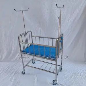 Satinless Steal a Baby Bed (Baby Cot)