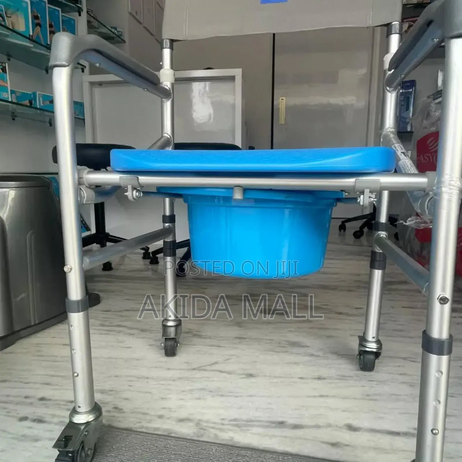 Vissco Versatile Comfort 3n1 Foldable Commode Shower Chair WTH Wheels