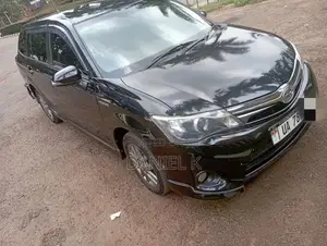Toyota Corolla Fielder 1.5 Hybrid FWD 2013 Black