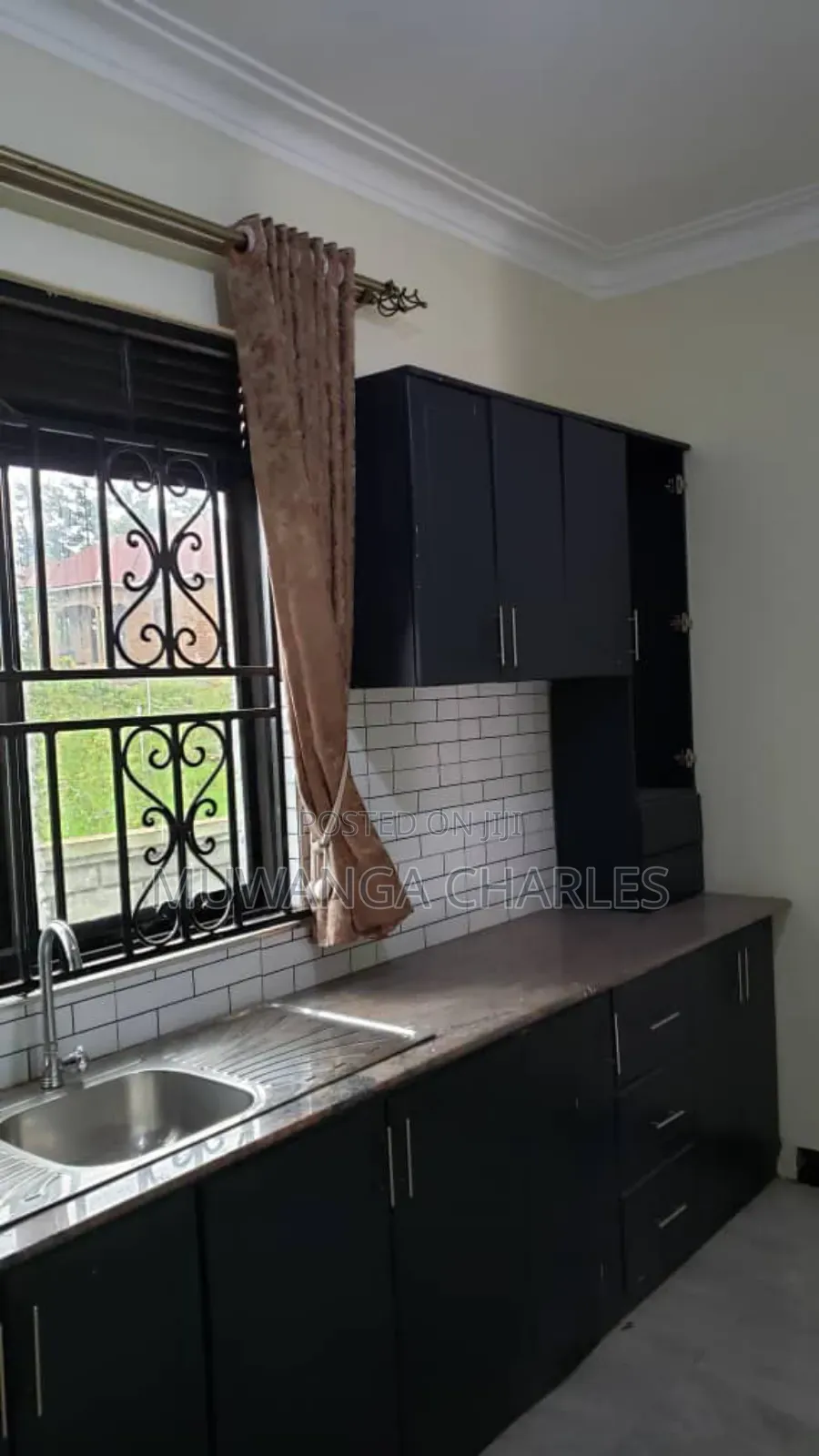4bdrm Bungalow in Fs Properties Ltd, Katabi for rent