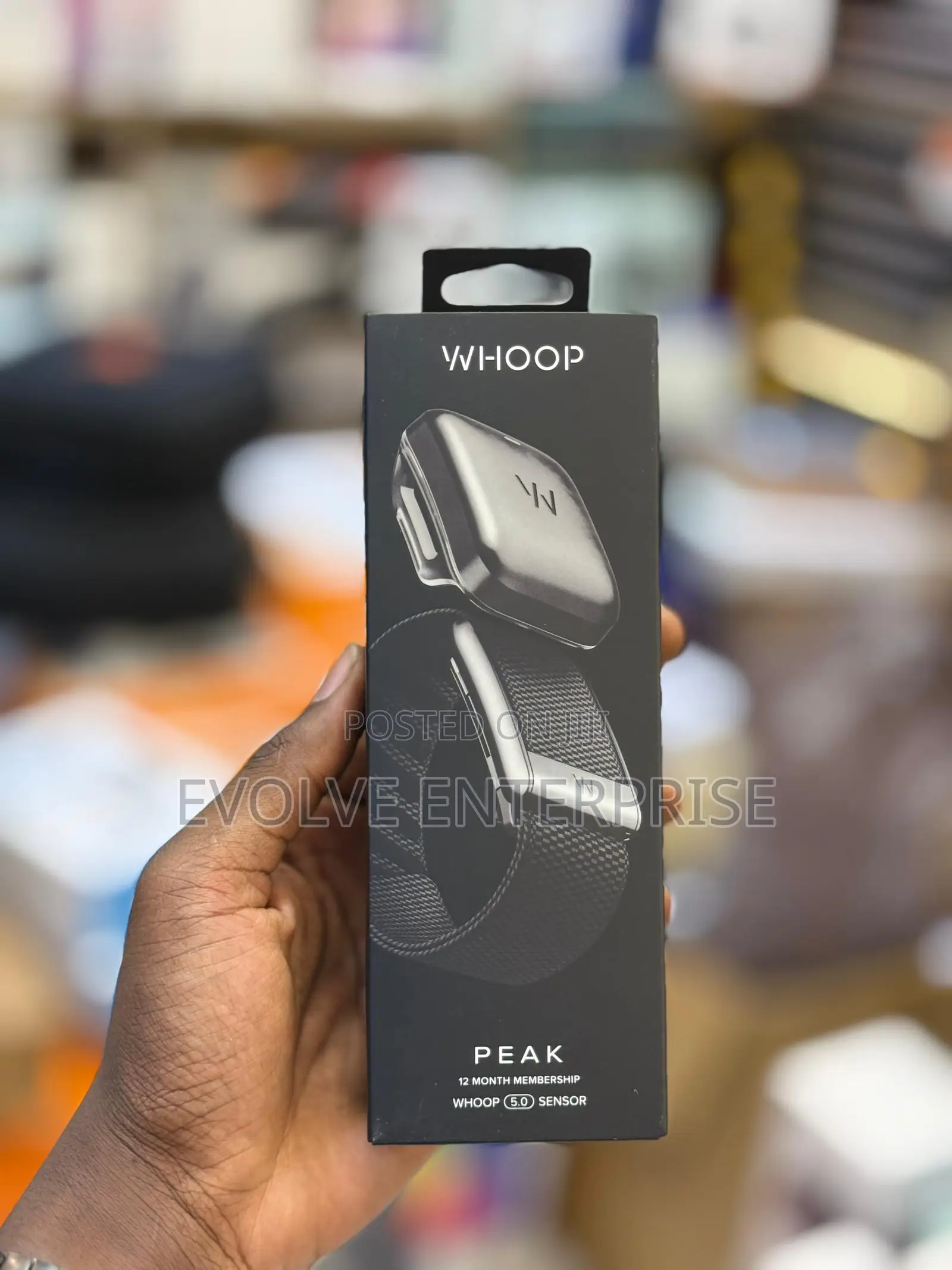 Whoop Peak 5.0/Mg Activity Fitness Tracker With Wireless Power Pack