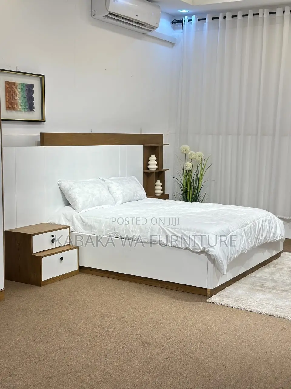 Classic and Smart/ Modern Flat White/Bed in 5/6 With Good Finishing /