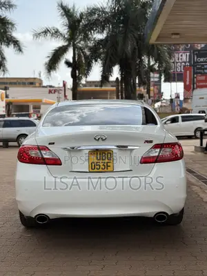 Nissan Fuga 2010 White