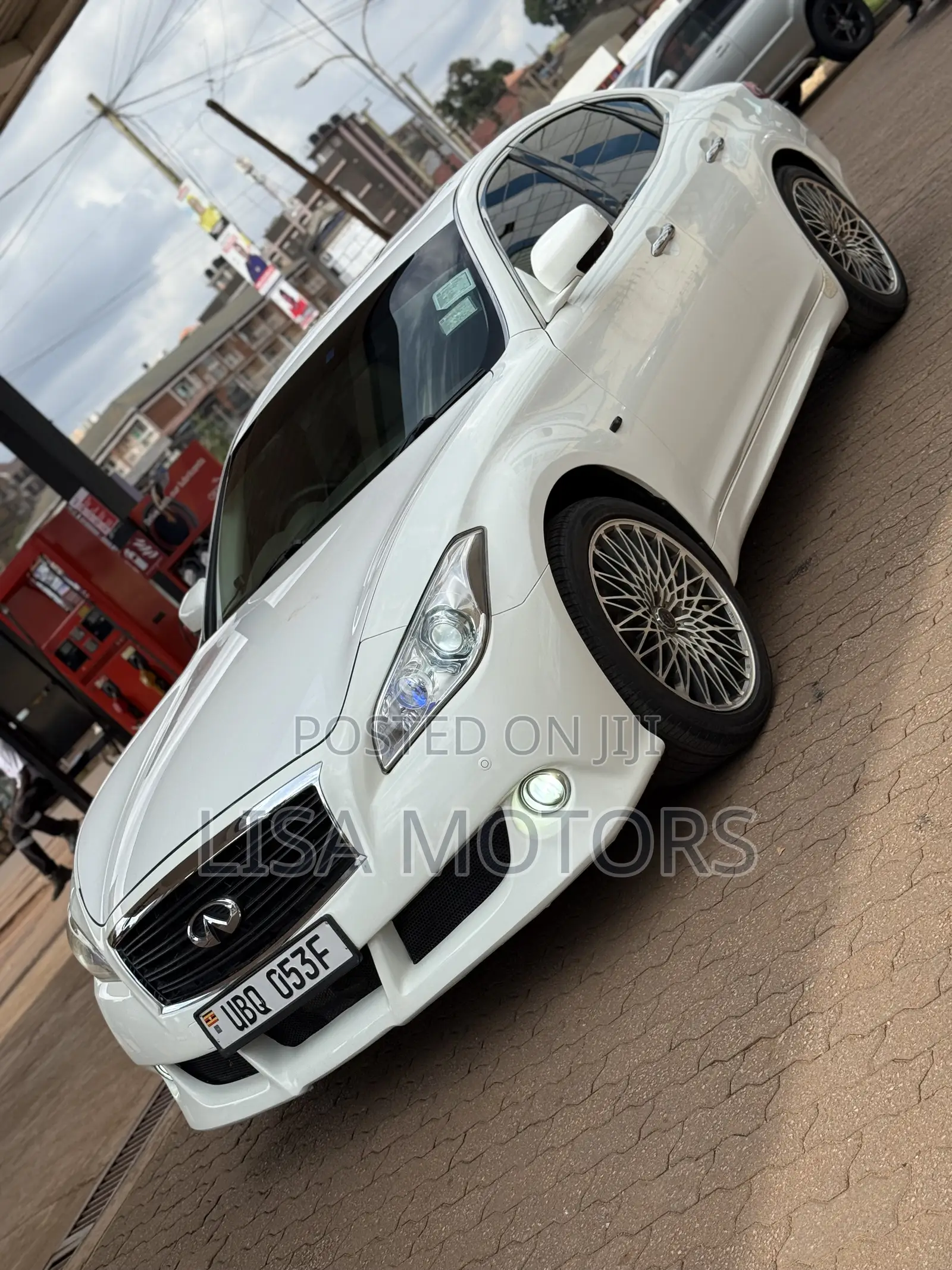 Nissan Fuga 2010 White
