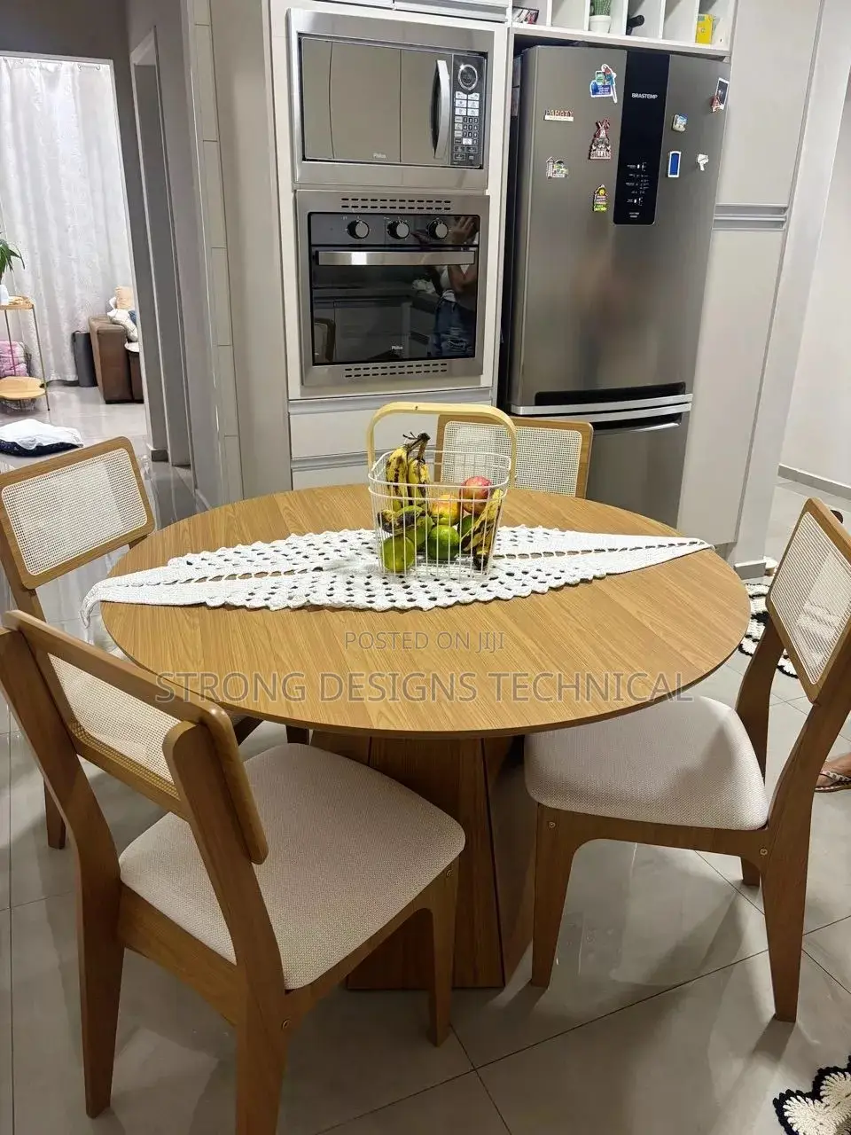 4 Seater Round Dining Table.