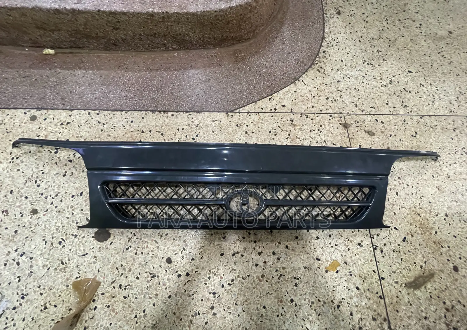 Hiace Front Grille
