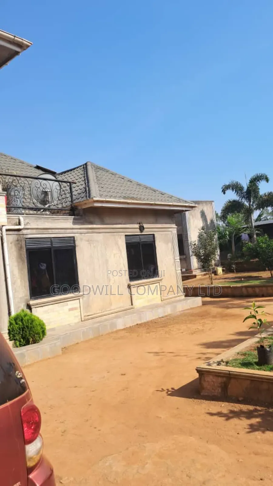 4bdrm House in Bulwanyi Nakawuka, Central Division for sale