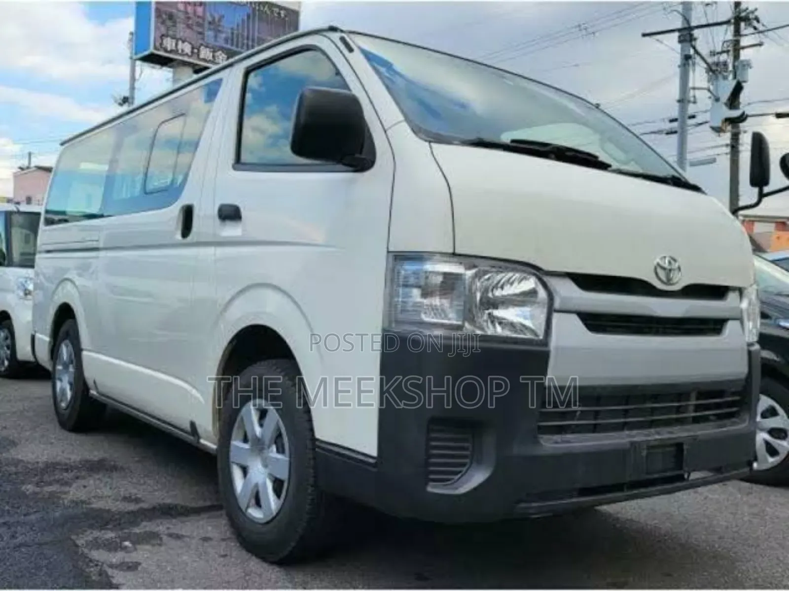 Toyota HiAce 2015 Silver