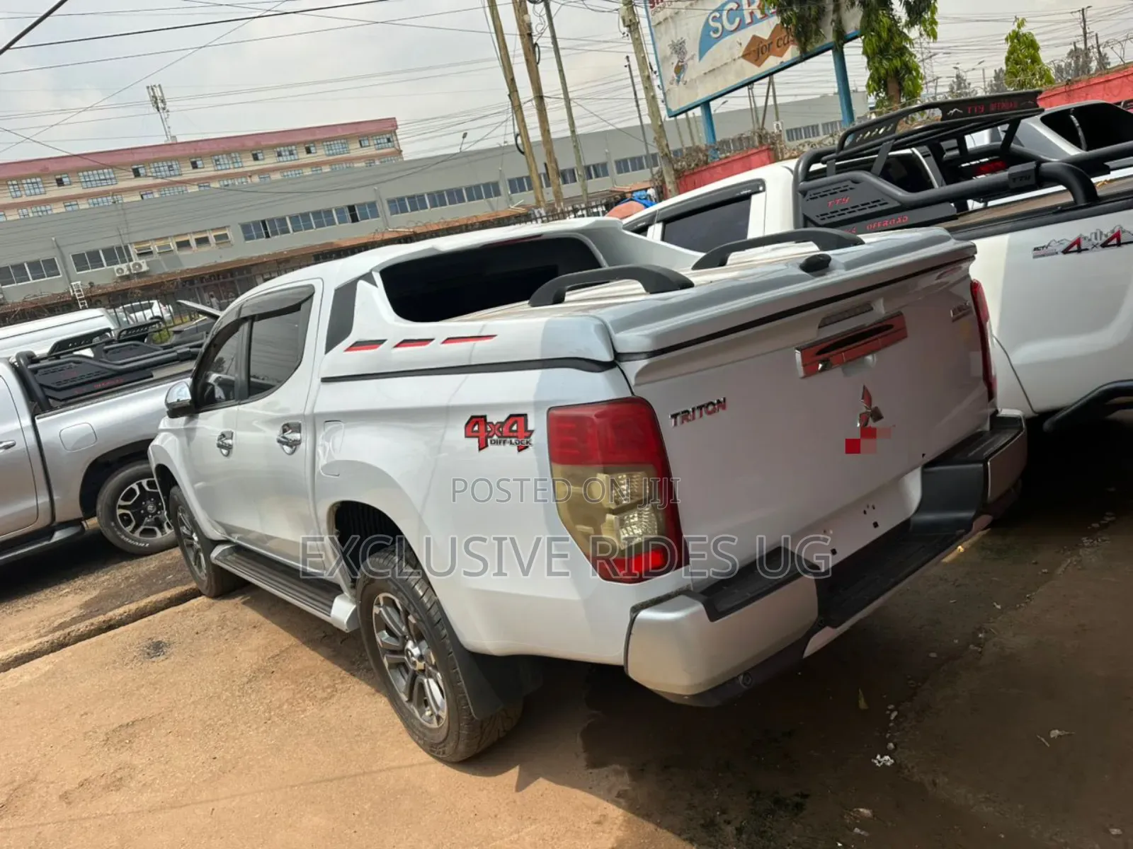 Mitsubishi Triton 2020 White