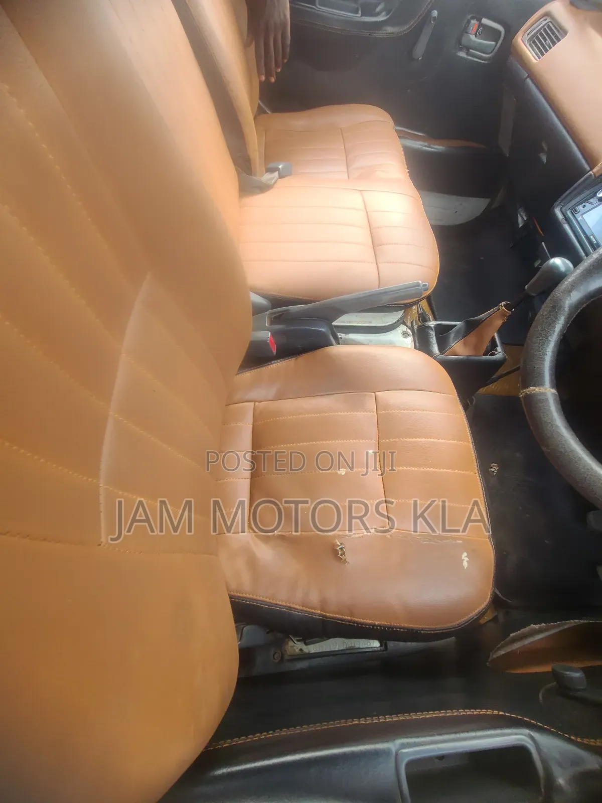 Toyota HiAce 2002 White