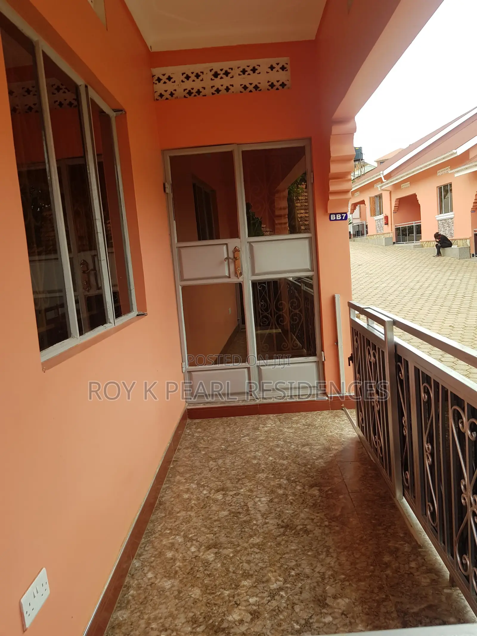 2bdrm Apartment in Pearl Residences –, Ssabagabo-Makindye for rent