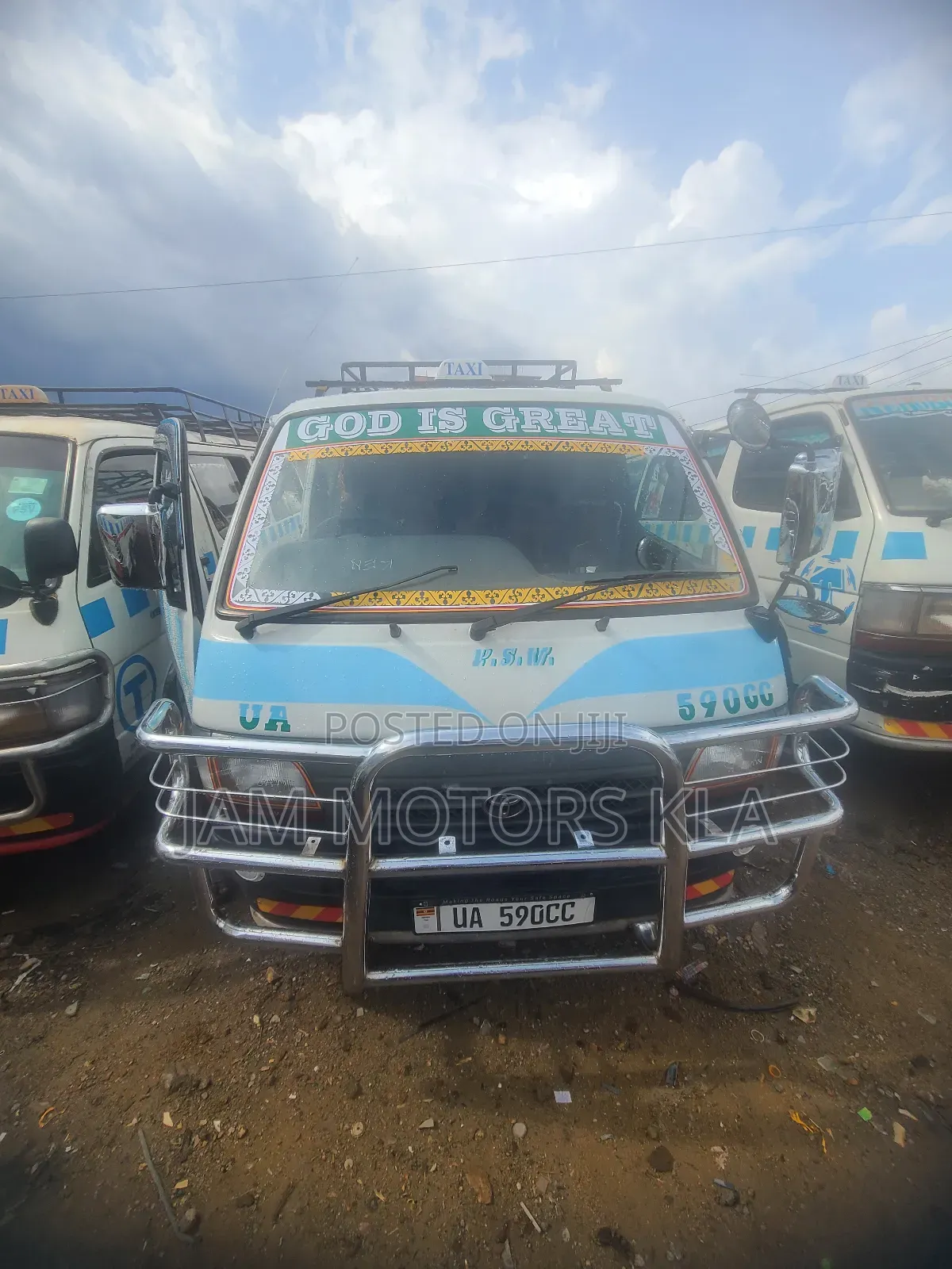 Toyota HiAce 2003 White