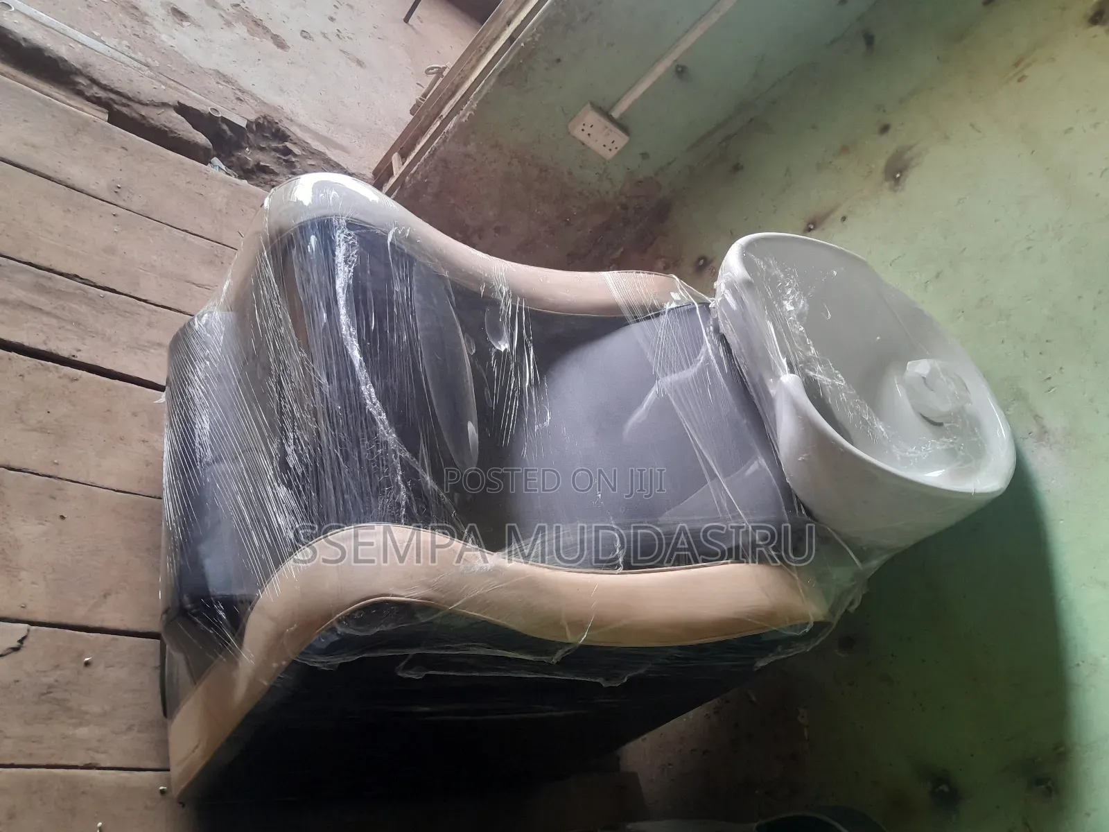 Executive Salon Sink Chair