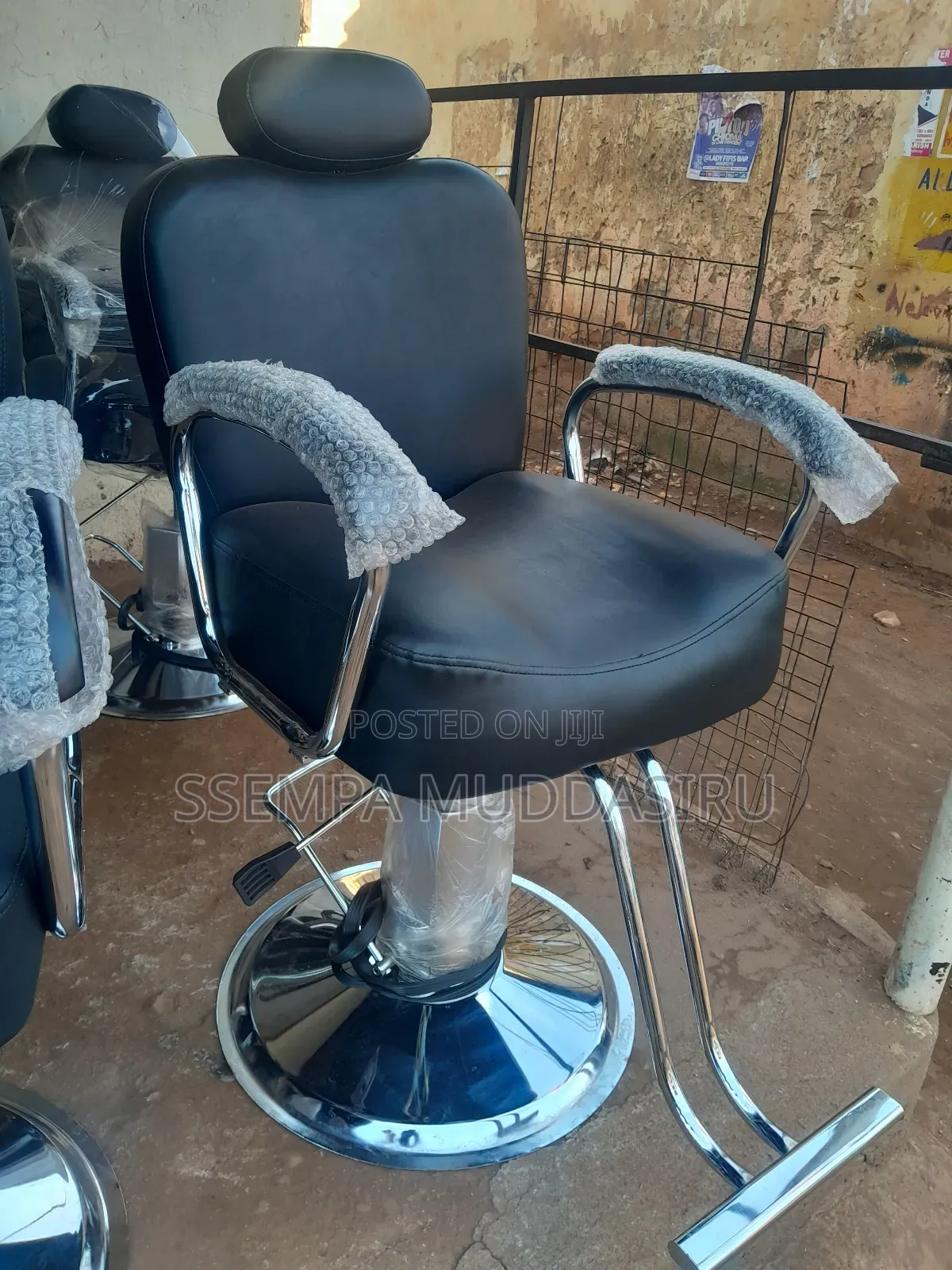 Rotating Executive Salon Chair,Best Quality