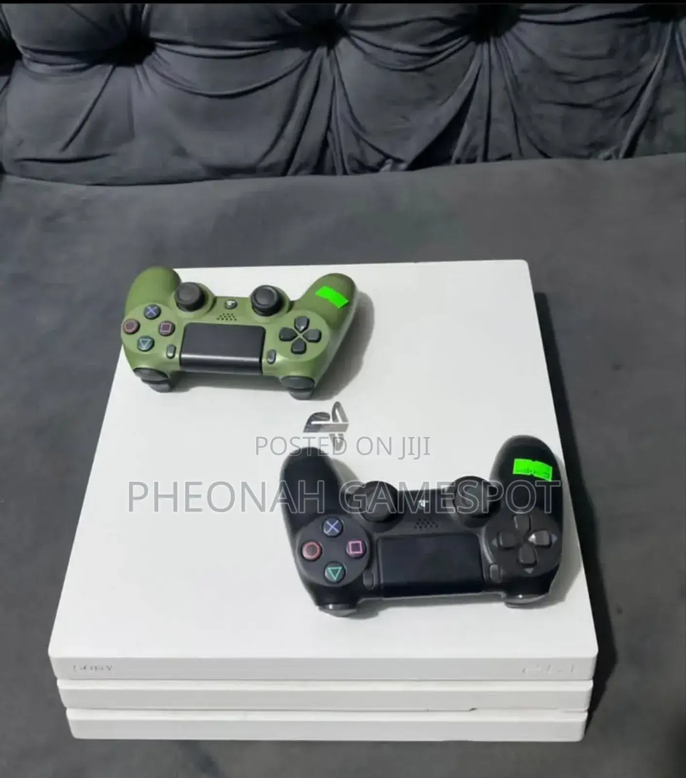 Chipped Playstation 4 Pro, 22 Games, 2 Pads for Ultimate Couch Wars