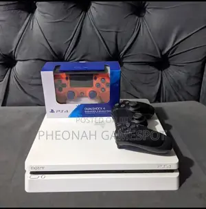 Chipped Playstation 4 Slim: 2 Controllers, 13 Games, Zero Regrets