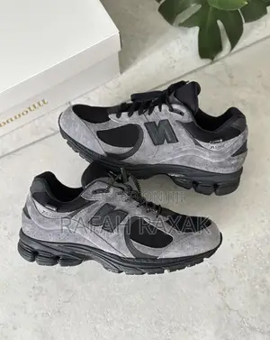 Original New Balance 2002r Gore-tex Jjjjouud Grey Sneakers