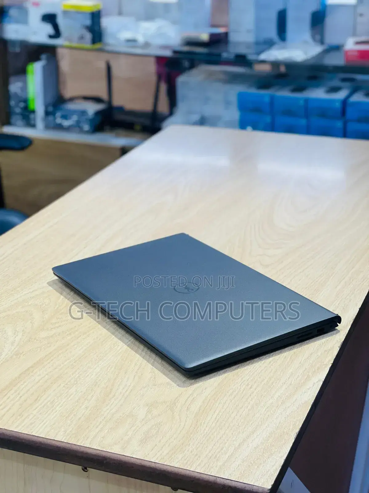 New Laptop Dell Inspiron 15 3537 8GB AMD Ryzen 5 SSD 256GB