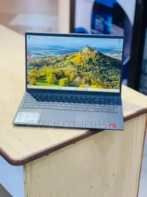 New Laptop Dell Inspiron 15 3537 8GB AMD Ryzen 5 SSD 256GB