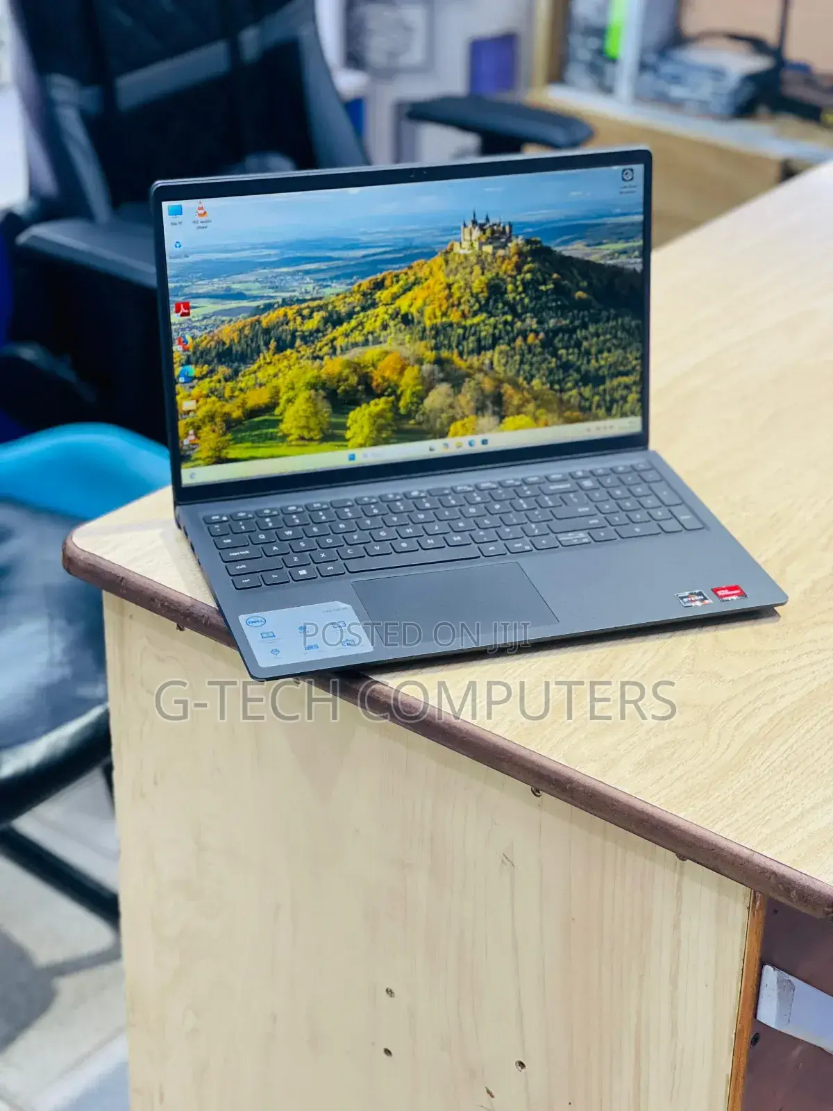 New Laptop Dell Inspiron 15 3537 8GB AMD Ryzen 5 SSD 256GB