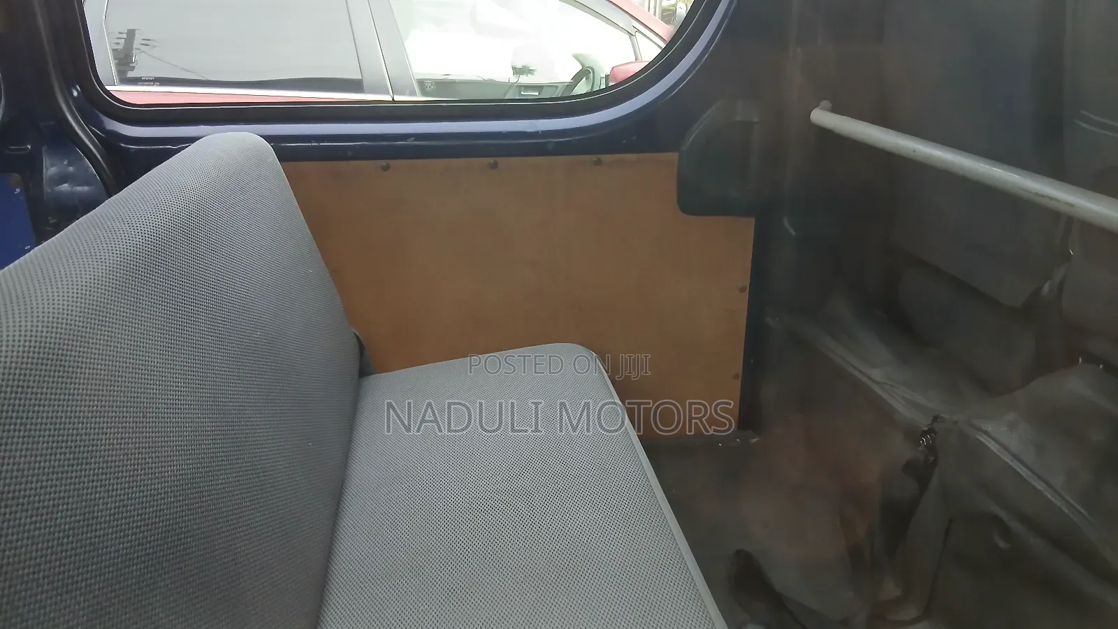 Toyota HiAce 2012 Blue