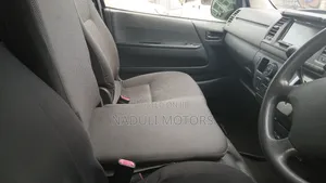 Toyota HiAce 2012 Blue