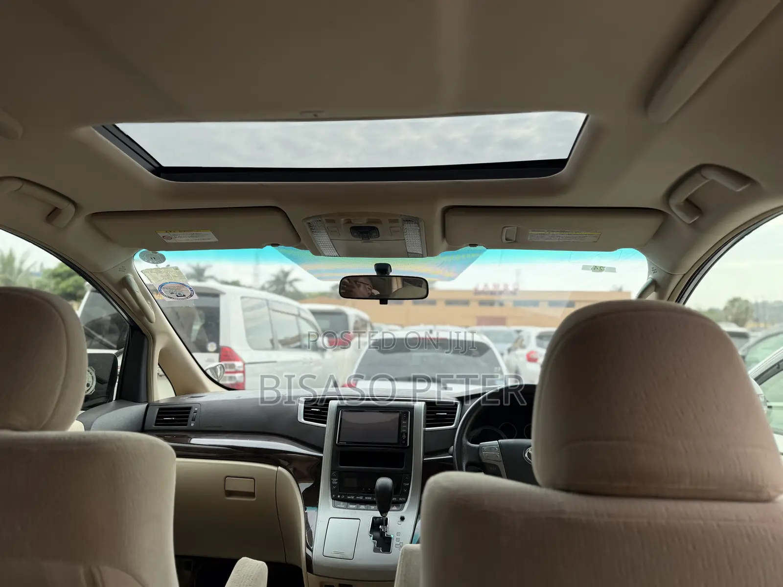 Toyota Alphard 2.4 Petrol AWD 2012 White