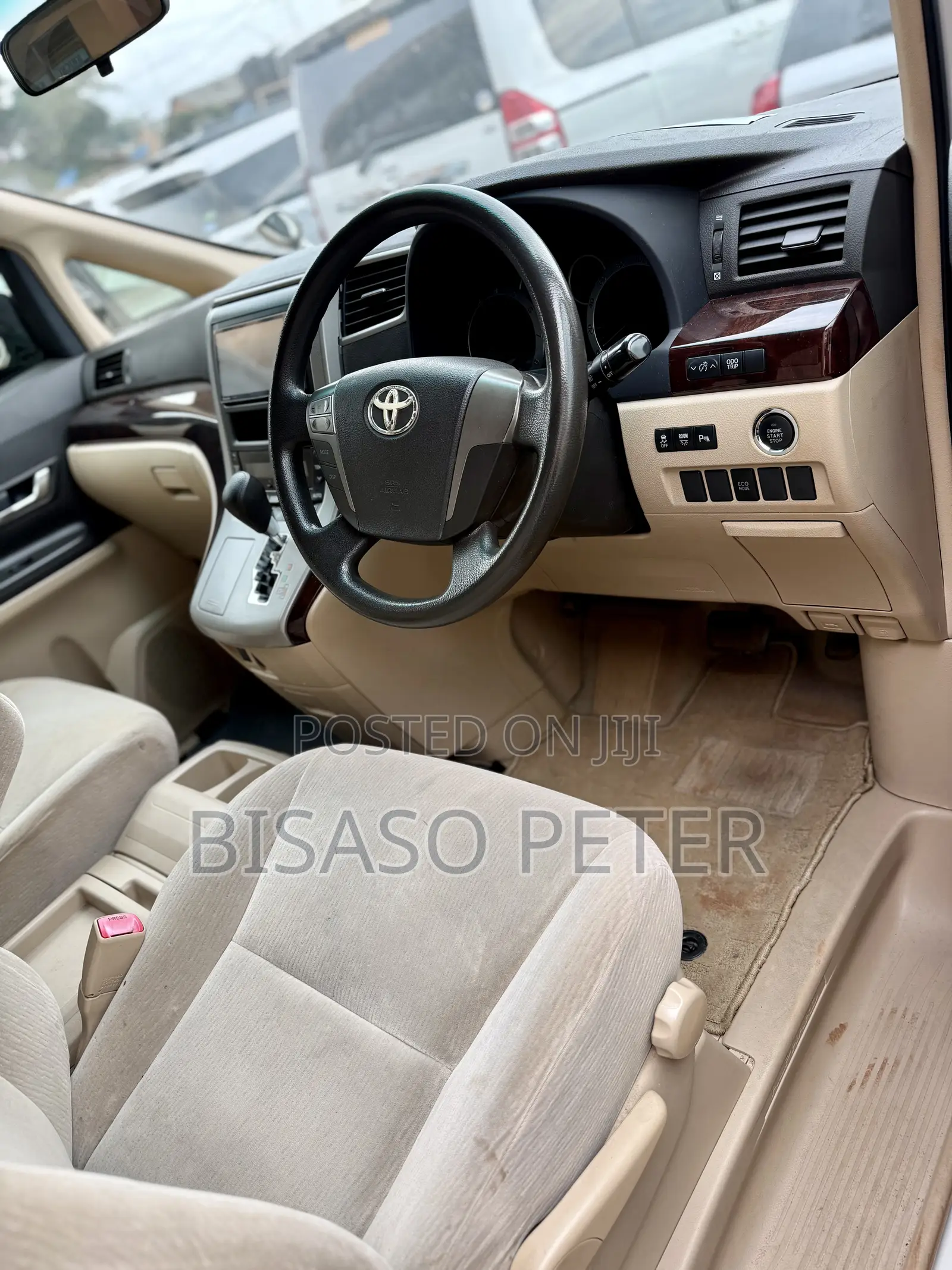 Toyota Alphard 2.4 Petrol AWD 2012 White