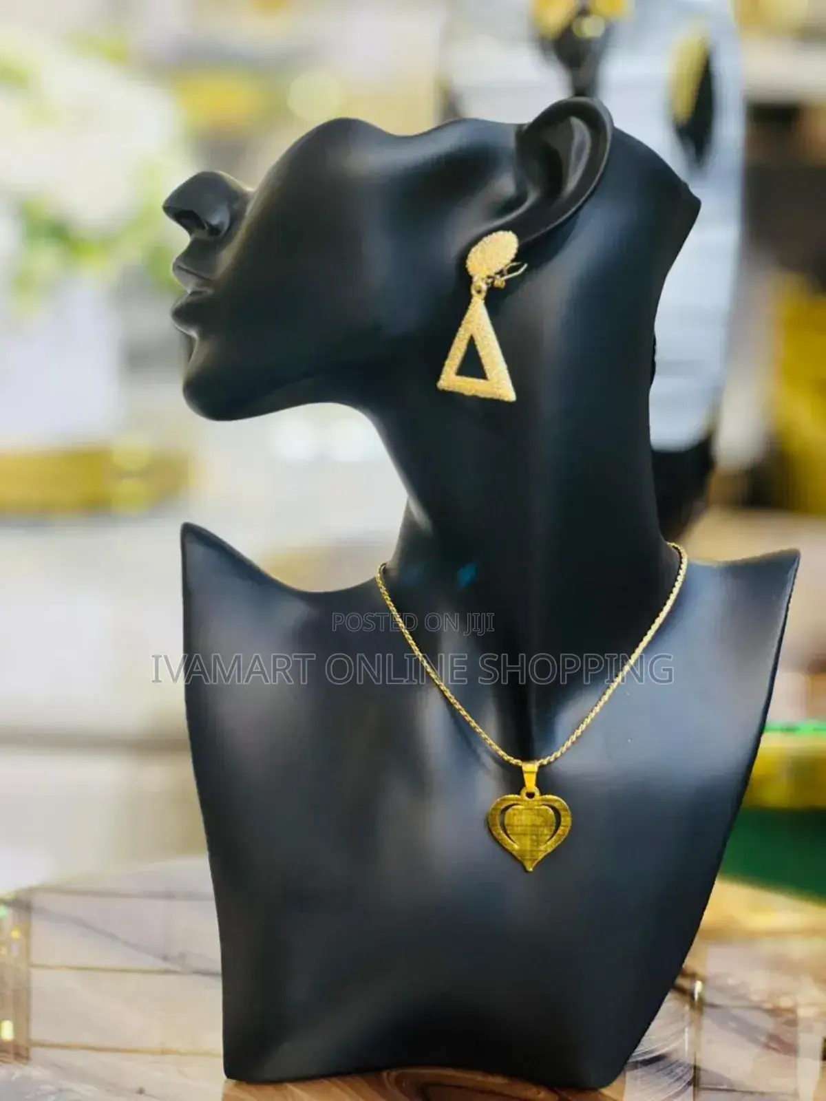 Necklace and Earrings Display Stand - Black