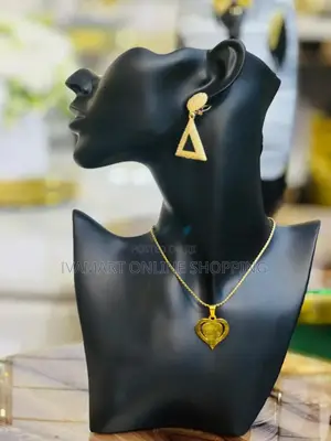 Necklace and Earrings Display Stand - Black
