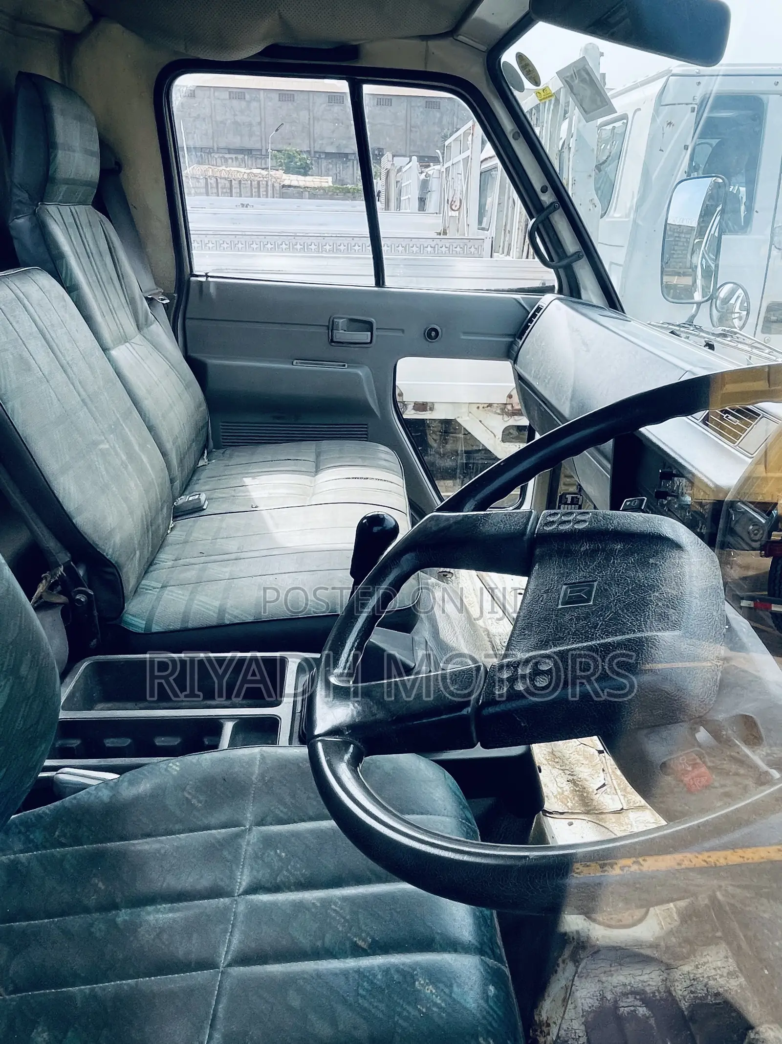 Juston Isuzu Double Light