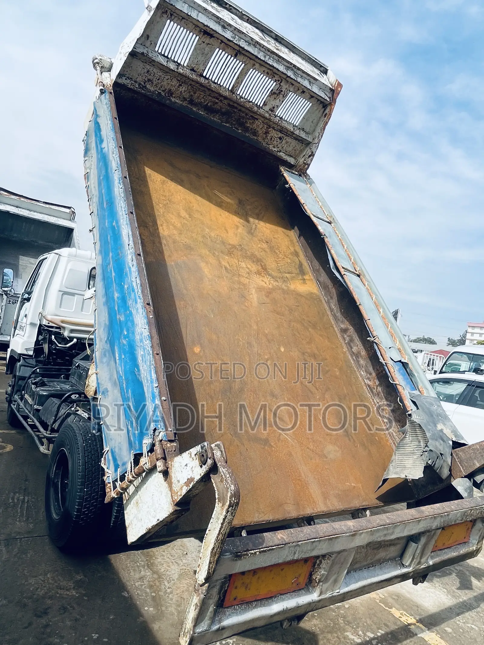Juston Isuzu Double Light