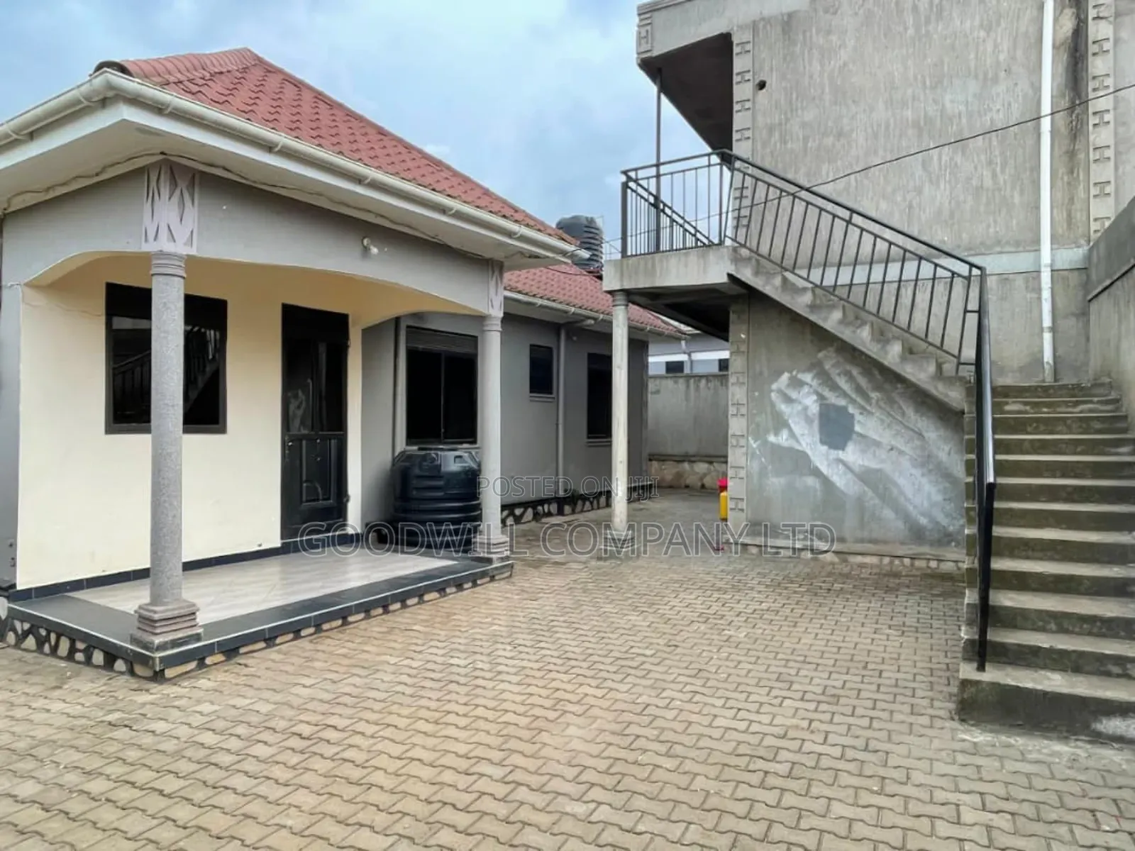 3bdrm House in Matuga Bombo Road, Central Division for sale