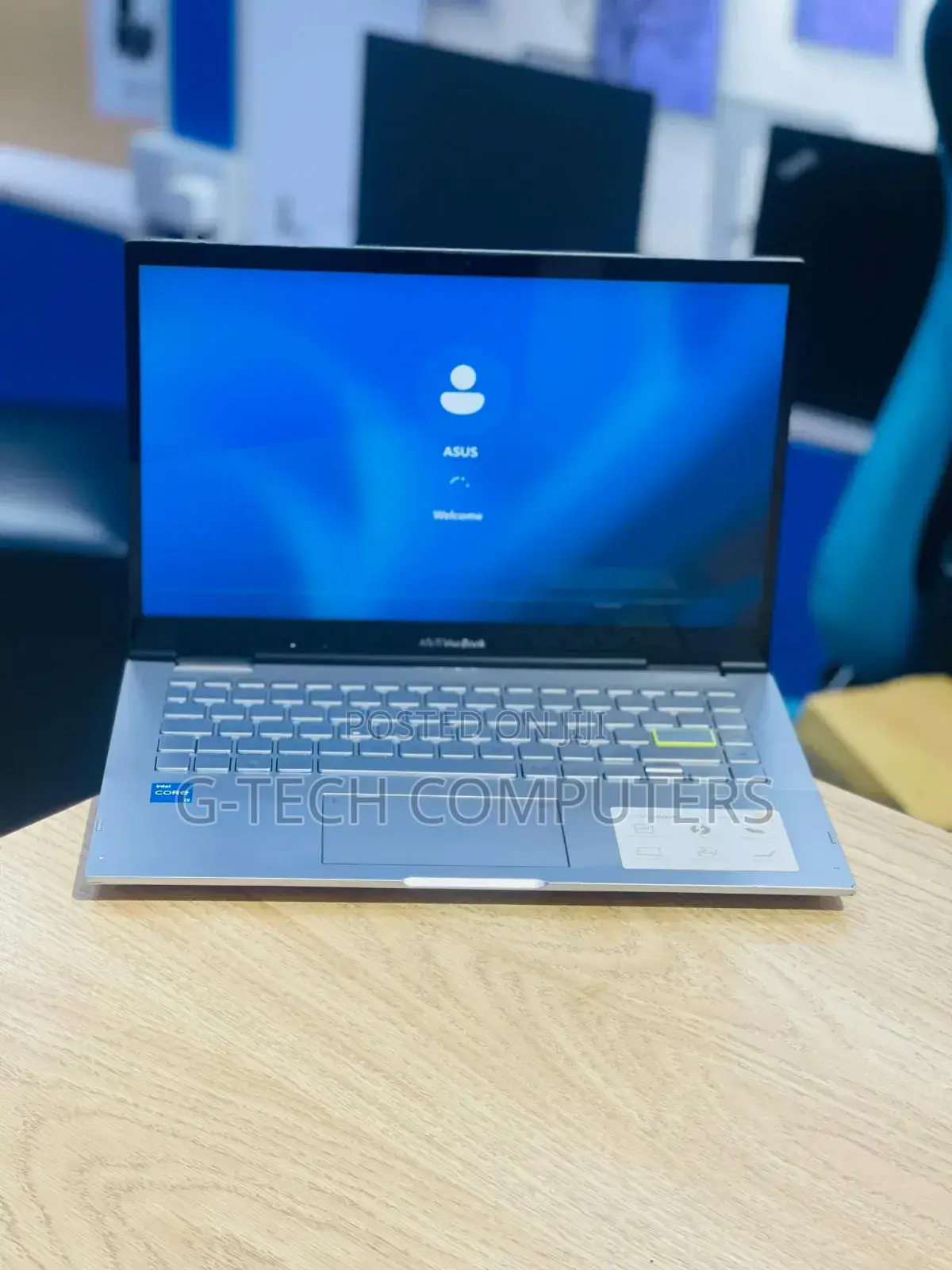 New Laptop Asus VivoBook Flip 14 TP412UA 8GB Intel Core I7 SSD 256GB