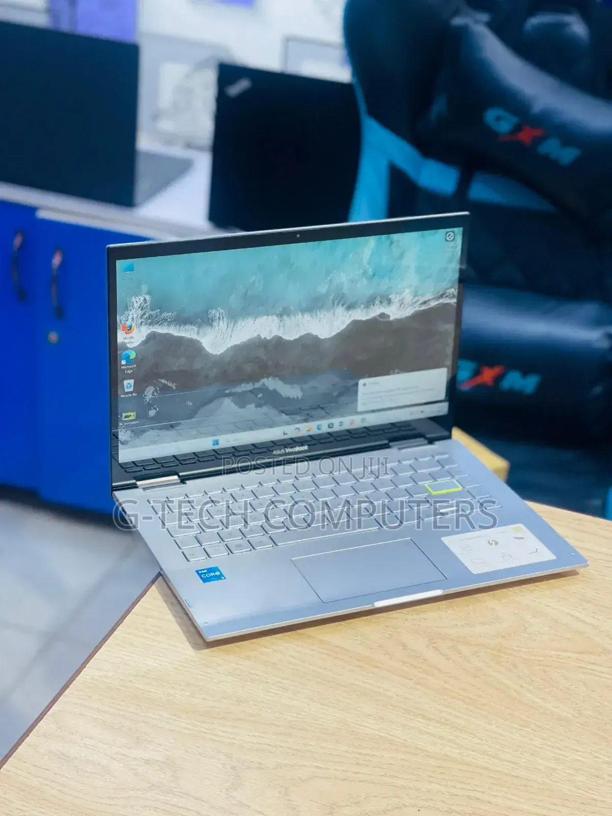 New Laptop Asus VivoBook Flip 14 TP412UA 8GB Intel Core I7 SSD 256GB