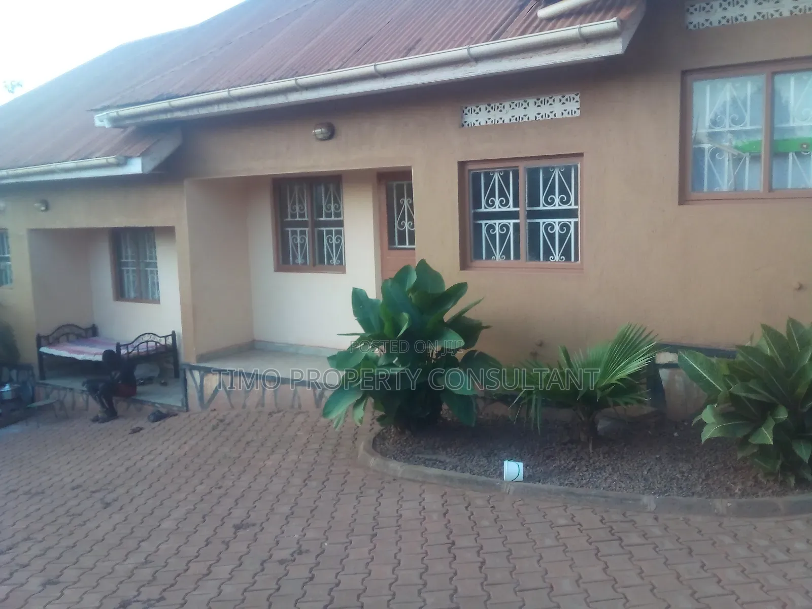 1bdrm Bungalow in Zana, Wakiso / Wakiso for rent