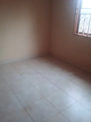 1bdrm Bungalow in Zana, Wakiso / Wakiso for rent
