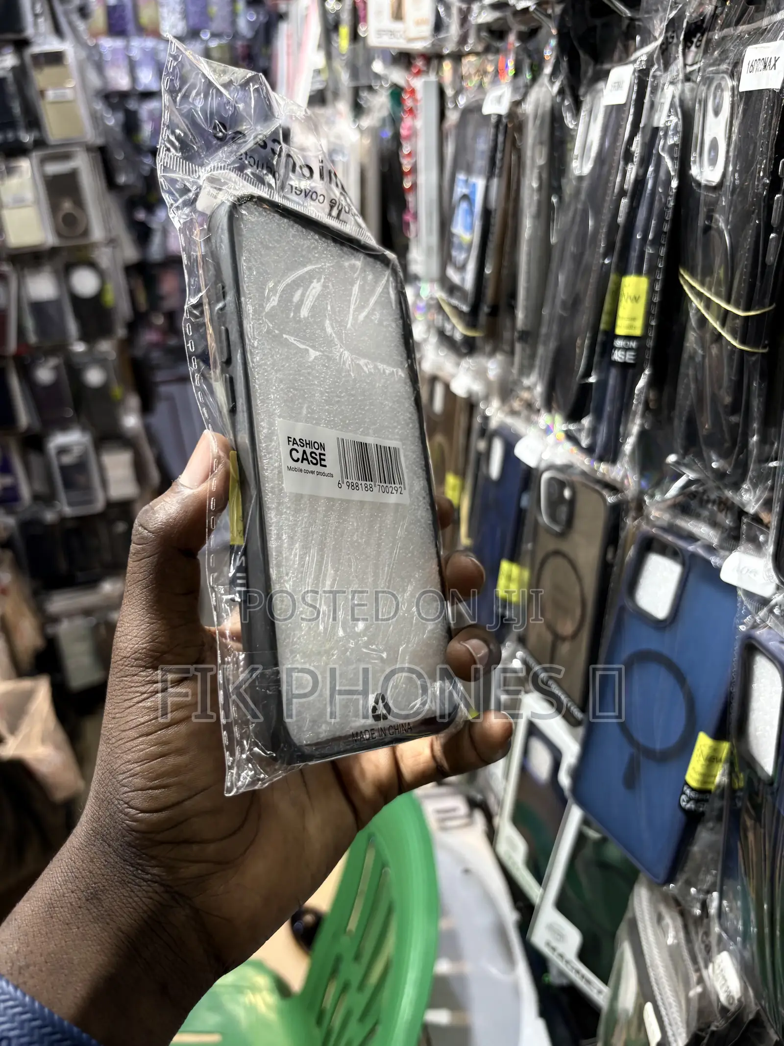 Fashion Case" Brand Phone Cover Designed for the iPhone 17 Pro Max.