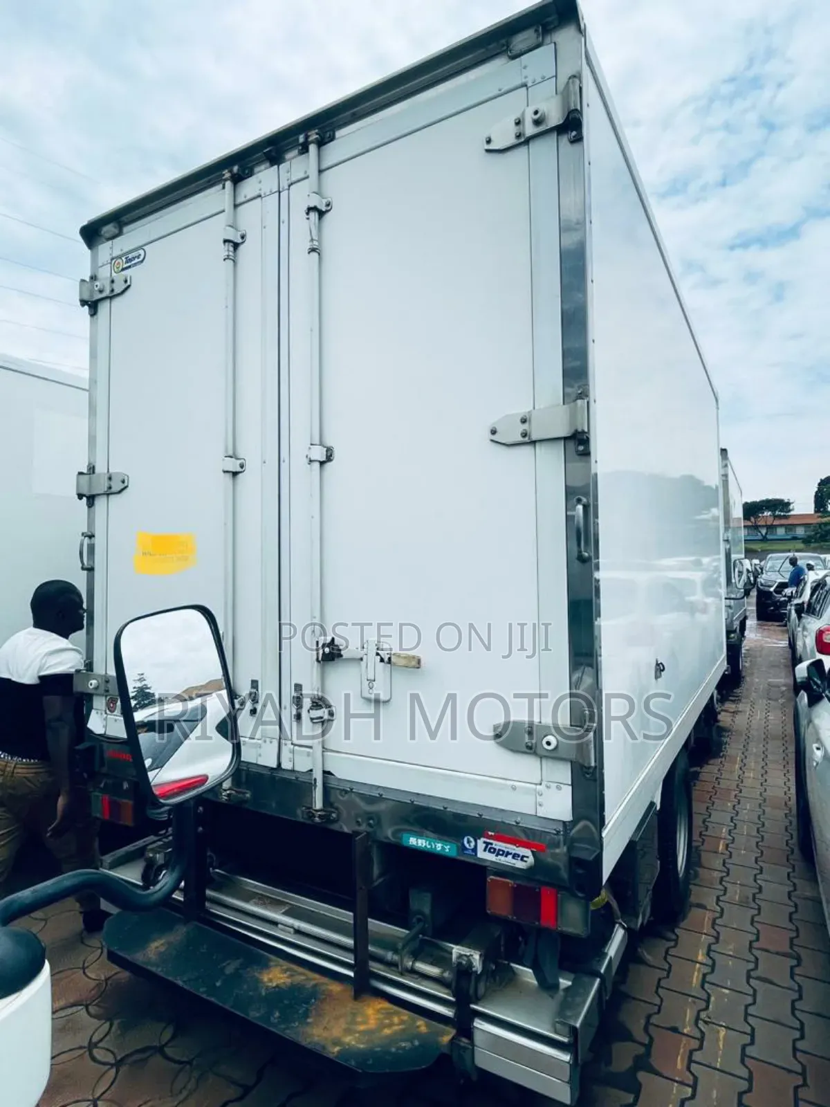 Isuzu Refrigerator
