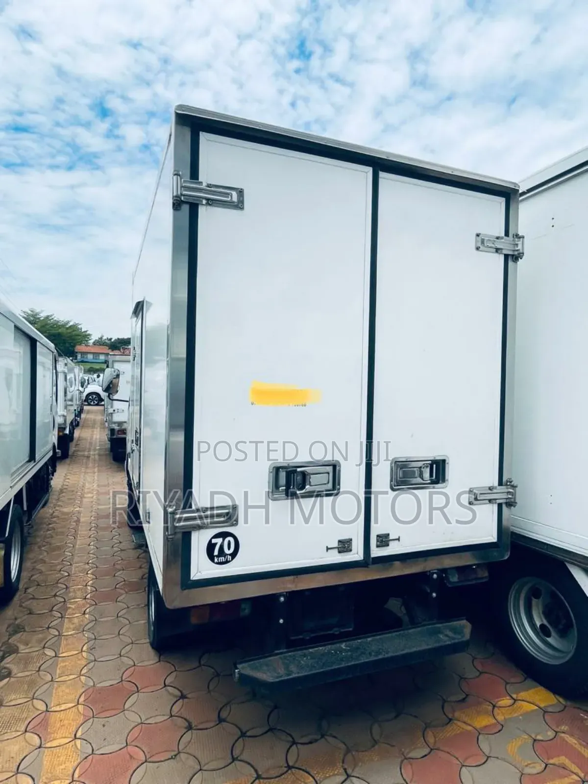 Isuzu Refrigerator