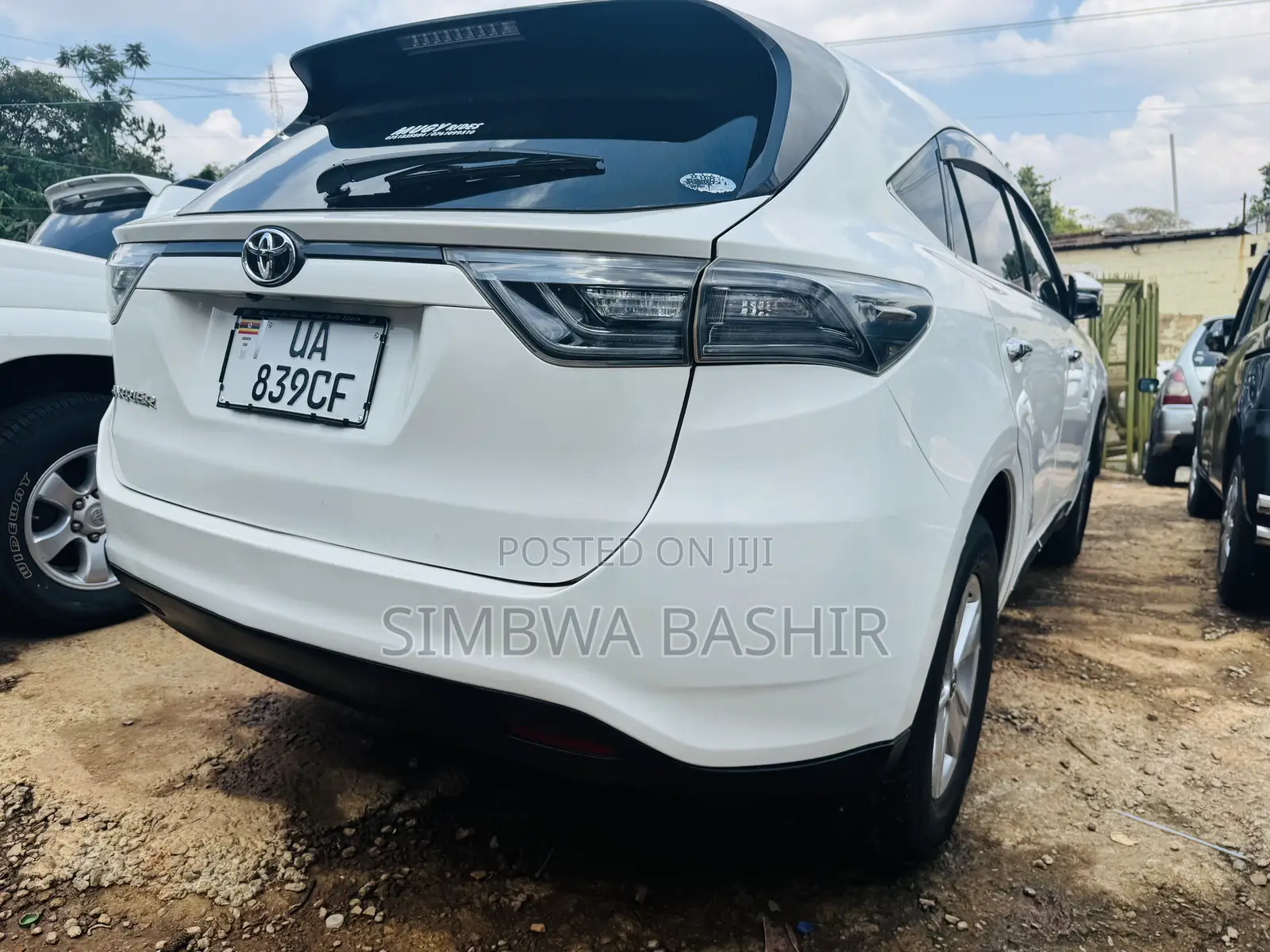Toyota Harrier 2.0 2015 White