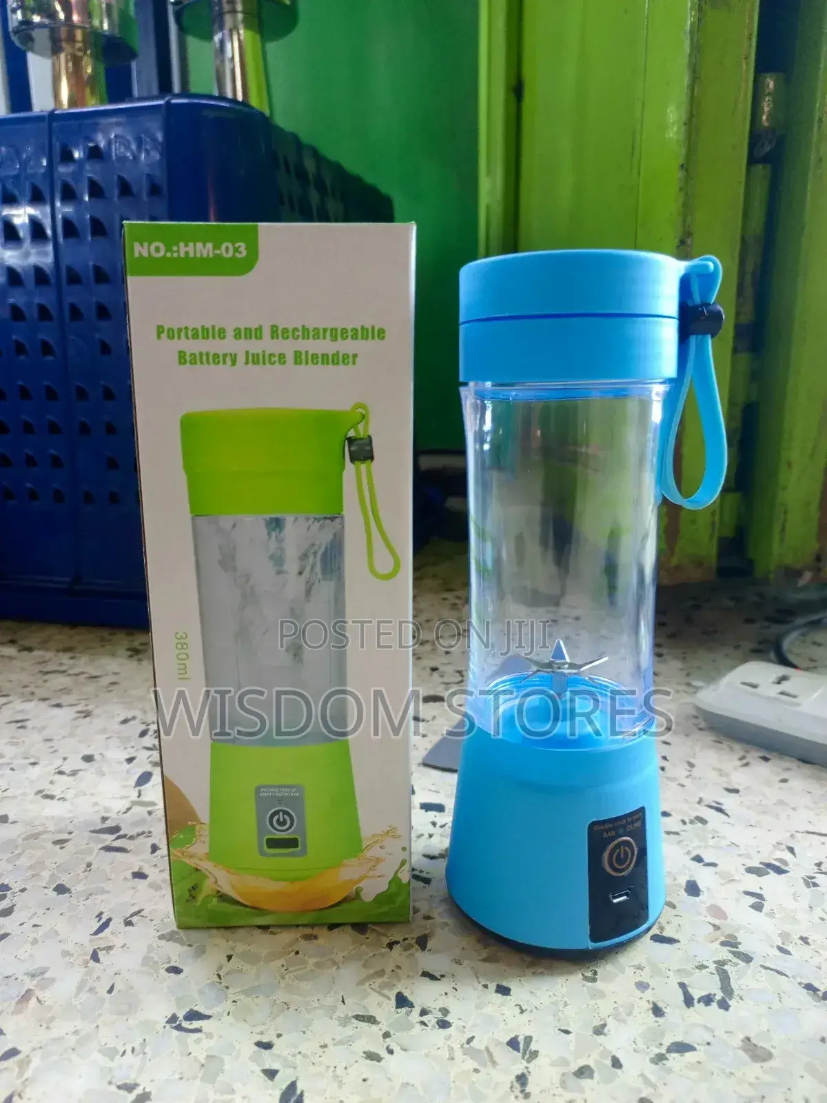 Portable and Rechargeable Battery Juice Blender