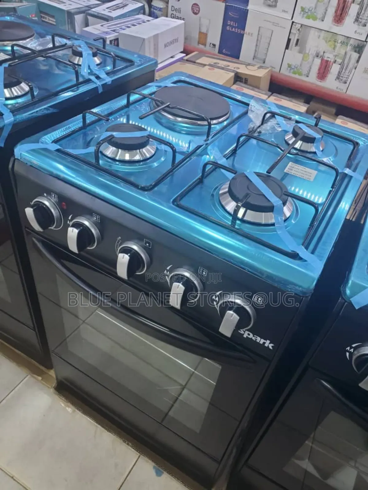 Spark 3 Gas + 1 Electric Cooker \\ Gas Oven \\ 50cm × 50cm \\ P5031e-B